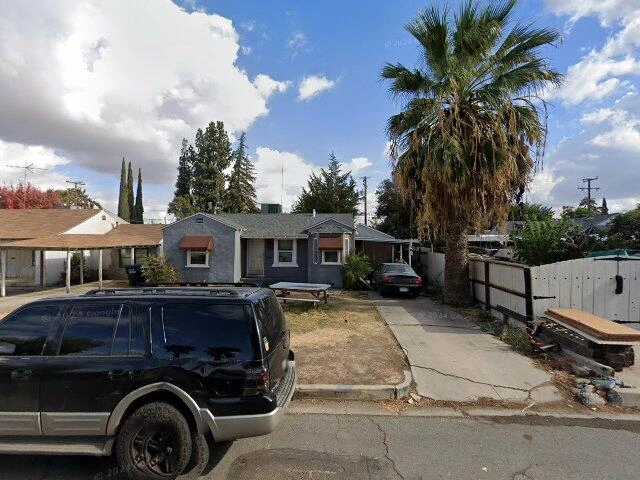 House image located at Visalia, CA 93291