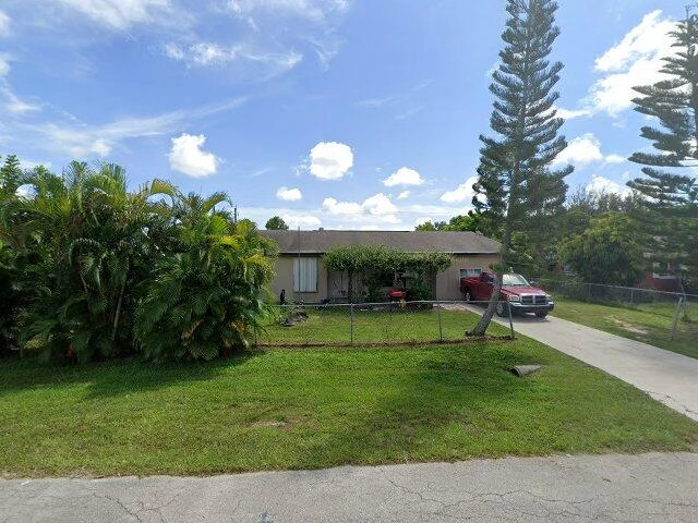 House image located at Fort Myers, FL 33967
