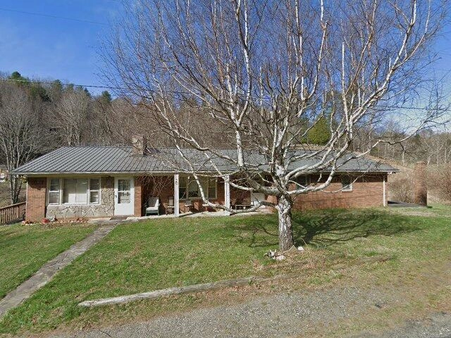 House image located at Warrensville, NC 28693