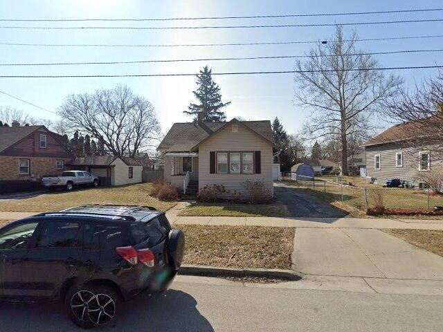 House image located at Elgin, IL 60120