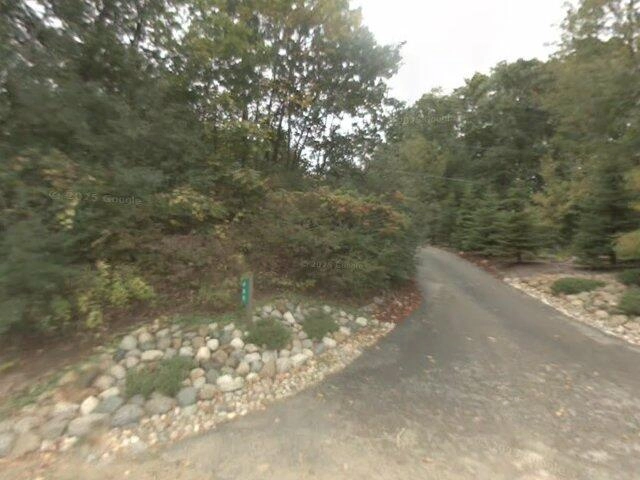 House image located at Ortonville, MI 48462