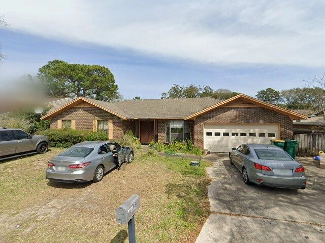 House image located at Shalimar, FL 32579