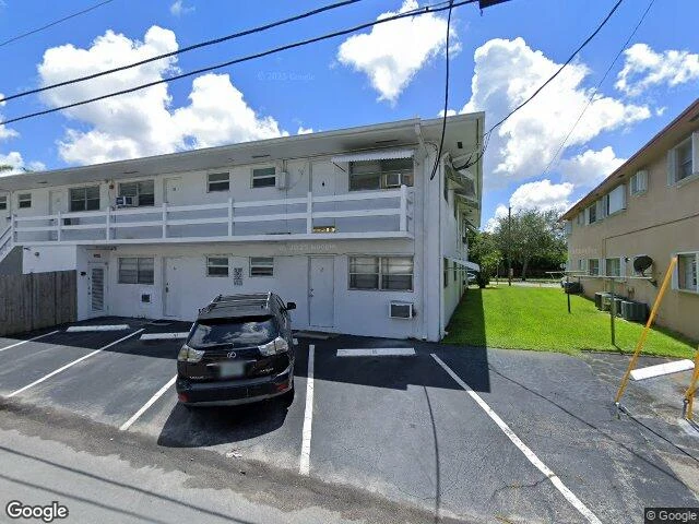 House image located at Hollywood, FL 33021