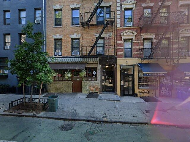 House image located at New York, NY 10009