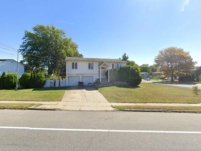 House image located at Bay Shore, NY 11706