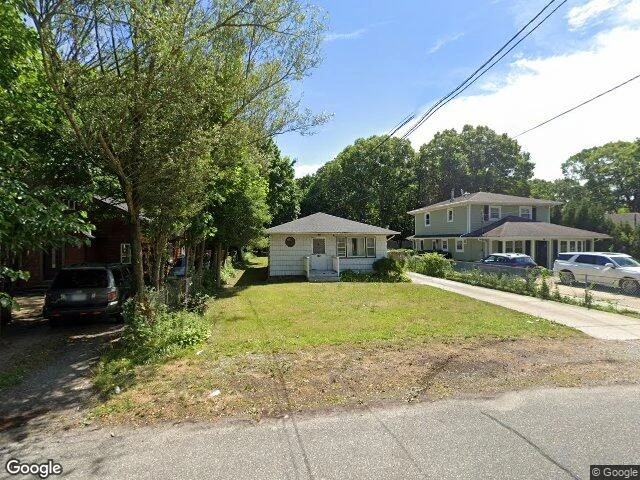 House image located at Shirley, NY 11967