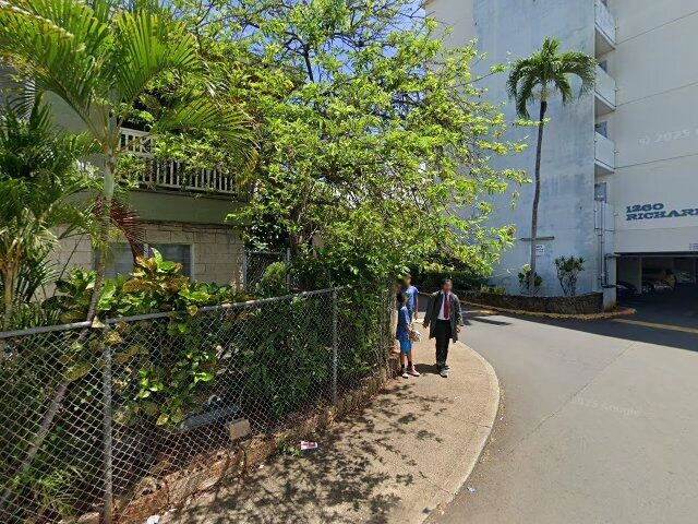 House image located at Honolulu, HI 96819