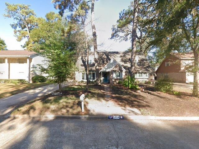 House image located at Houston, TX 77066