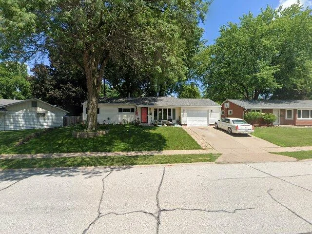 House image located at Bettendorf, IA 52722