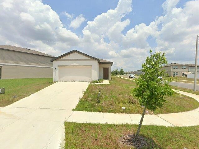 House image located at Zephyrhills, FL 33541