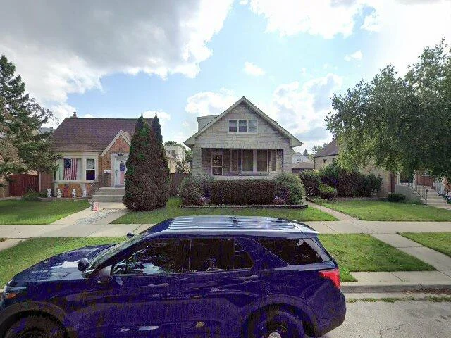 House image located at Chicago, IL 60634