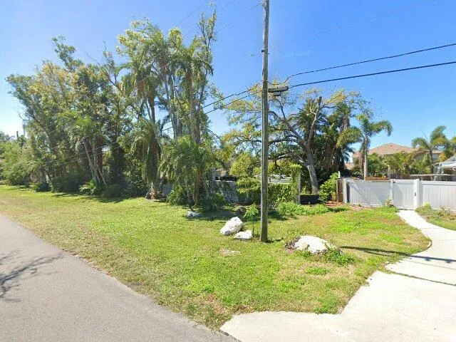 House image located at Saint Petersburg, FL 33708