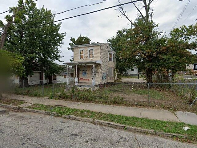 House image located at Camden, NJ 08105