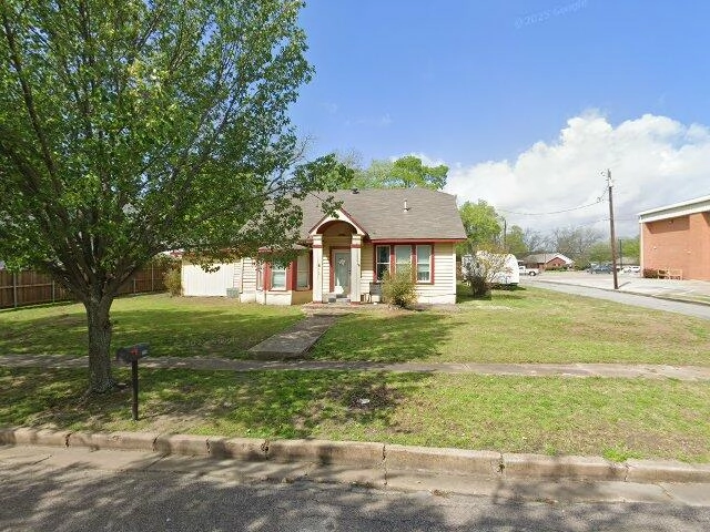 House image located at Bonham, TX 75418