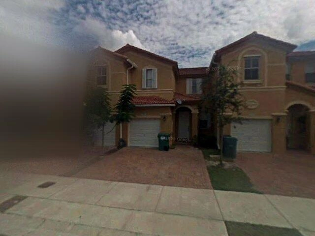 House image located at Miami, FL 33178