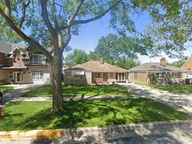 House image located at Riverside, IL 60546