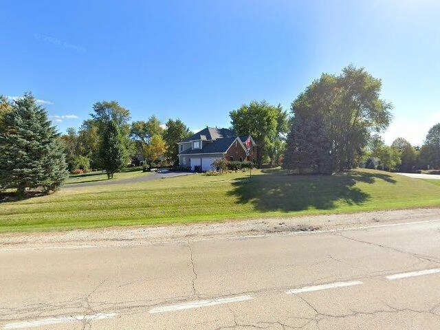 House image located at Saint Charles, IL 60175
