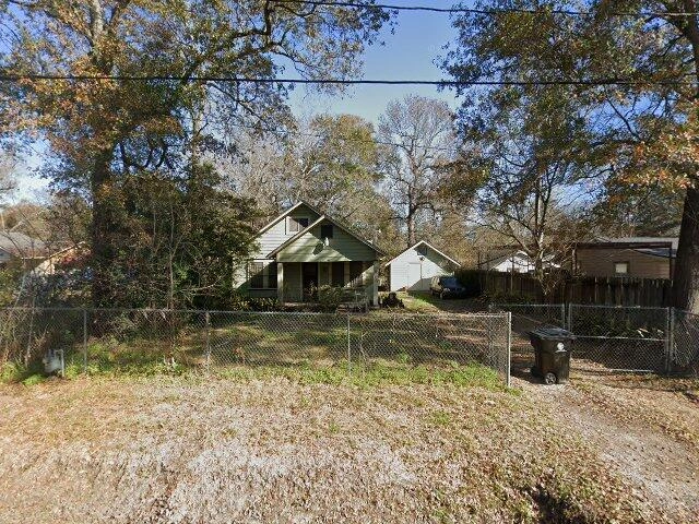 House image located at Houston, TX 77016