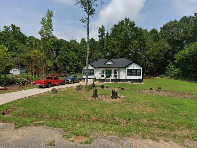 House image located at Clinton, SC 29325