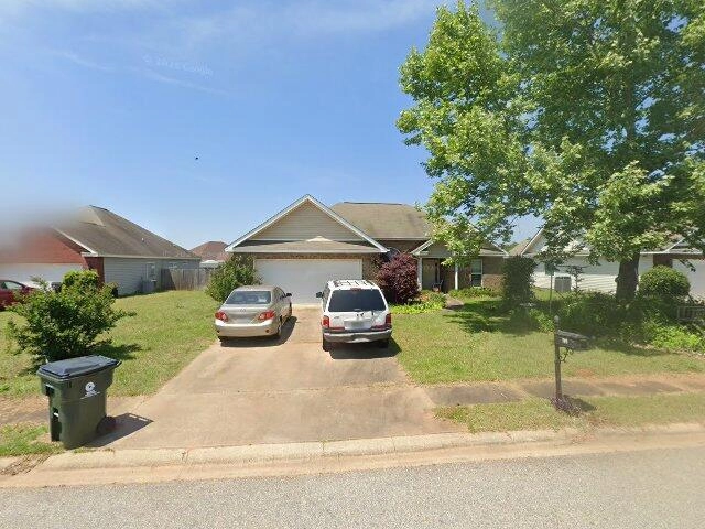 House image located at Byron, GA 31008