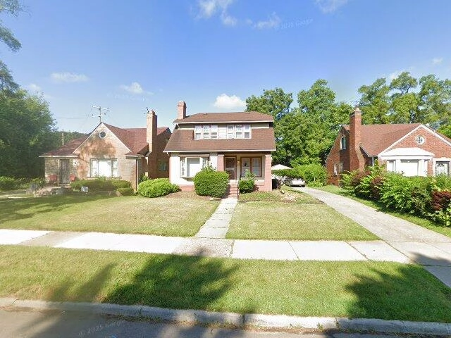 House image located at Detroit, MI 48227