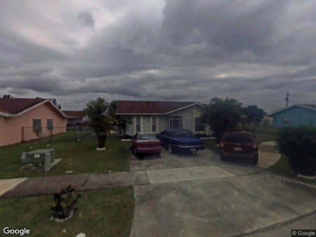 House image located at Miami, FL 33157