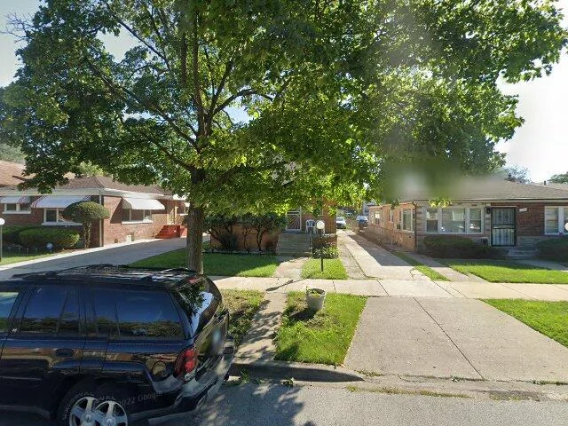 House image located at Chicago, IL 60619