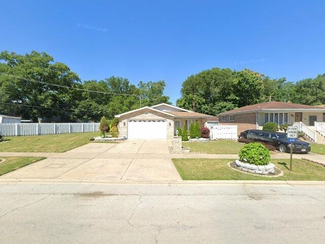 House image located at Calumet City, IL 60409