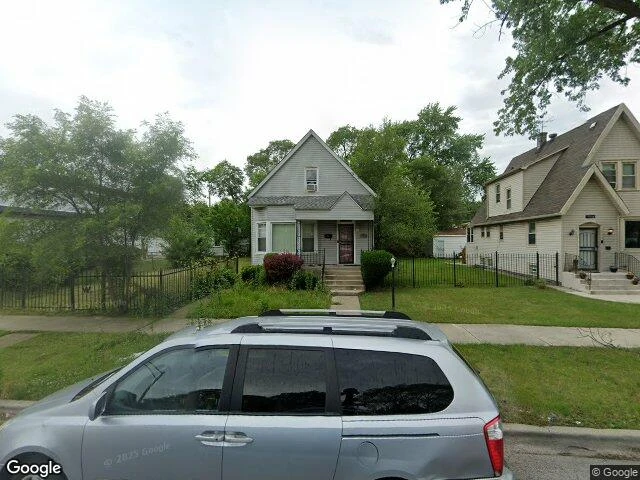 House image located at Chicago, IL 60628