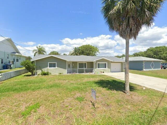 House image located at Crystal River, FL 34429