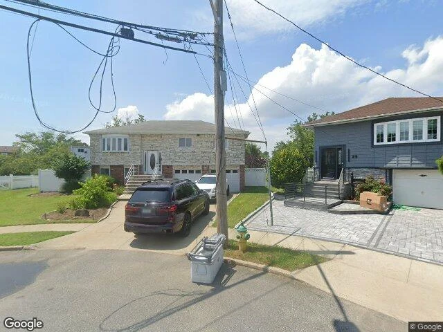 House image located at Freeport, NY 11520