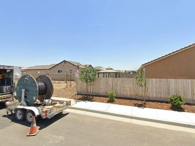 House image located at Tulare, CA 93274