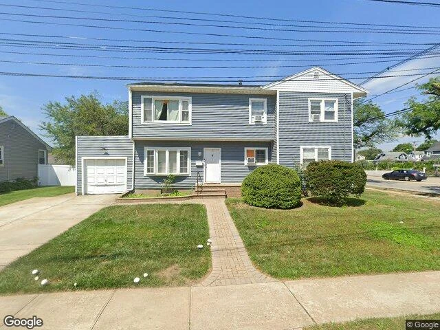 House image located at Freeport, NY 11520