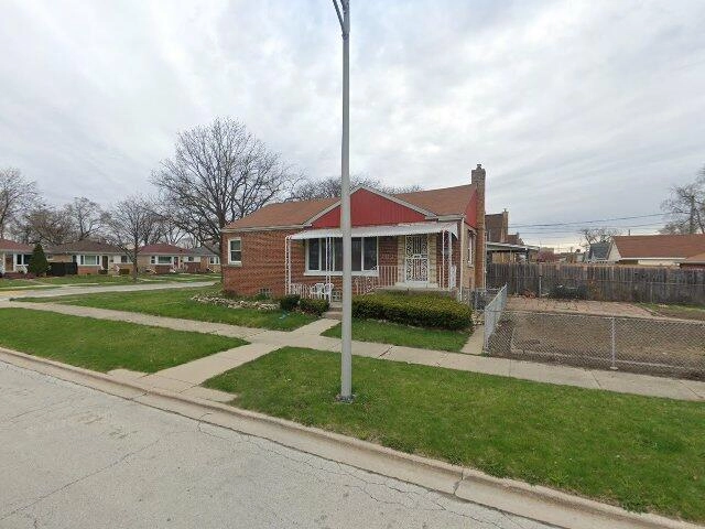 House image located at Bellwood, IL 60104