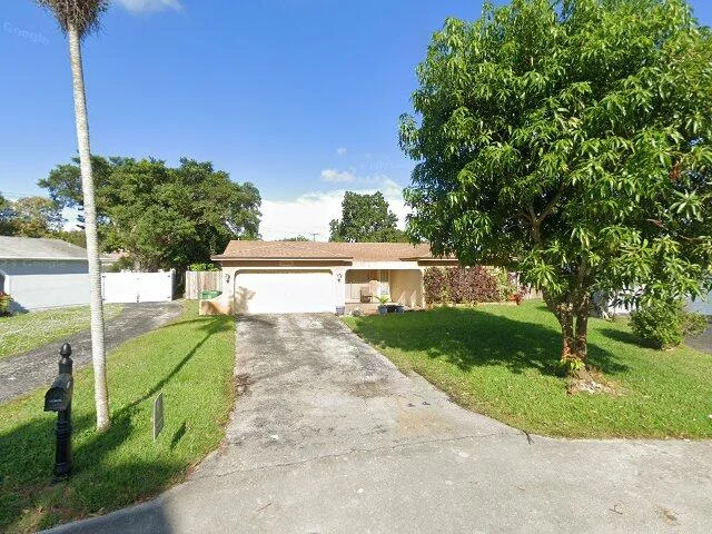House image located at Hollywood, FL 33025