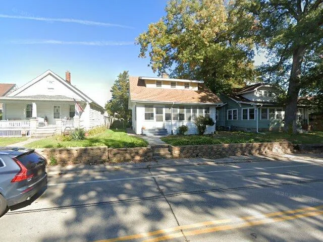 House image located at Moline, IL 61265