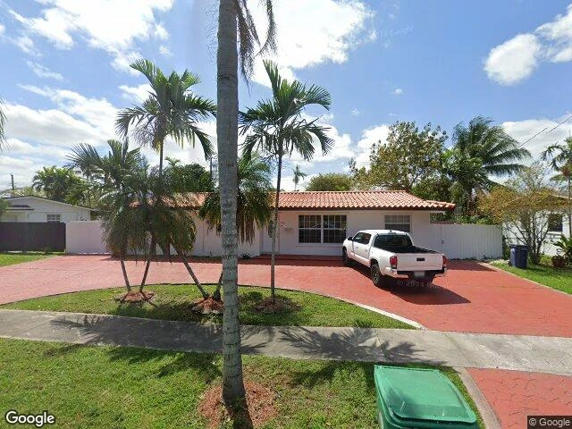 House image located at Miami, FL 33173