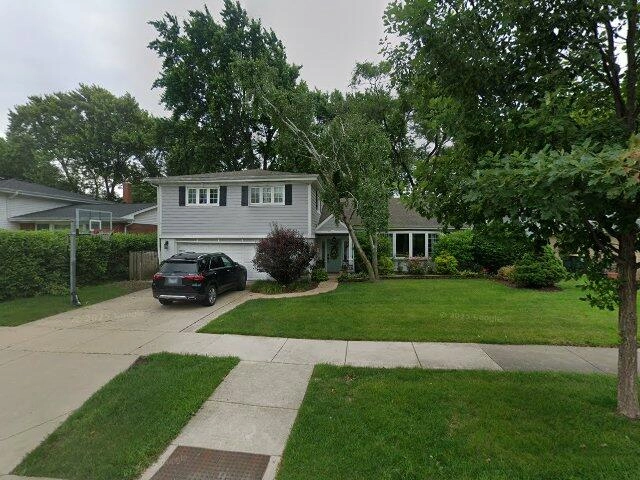 House image located at Arlington Heights, IL 60004