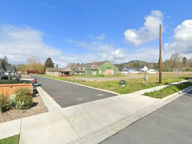 House image located at Grants Pass, OR 97526