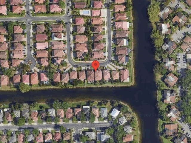 House image located at Hollywood, FL 33024