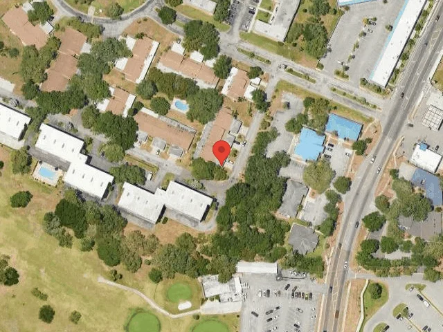 House image located at Tarpon Springs, FL 34689