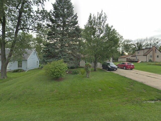 House image located at Willowbrook, IL 60527