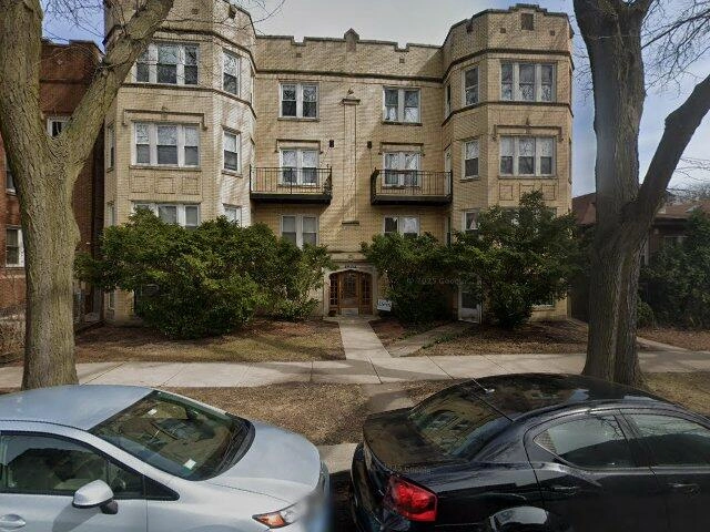 House image located at Chicago, IL 60659