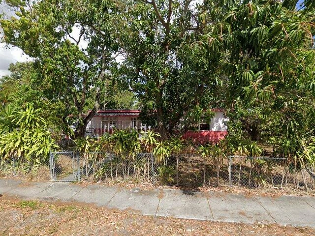 House image located at Miami, FL 33168