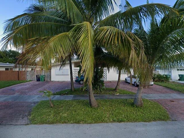 House image located at Miami, FL 33180