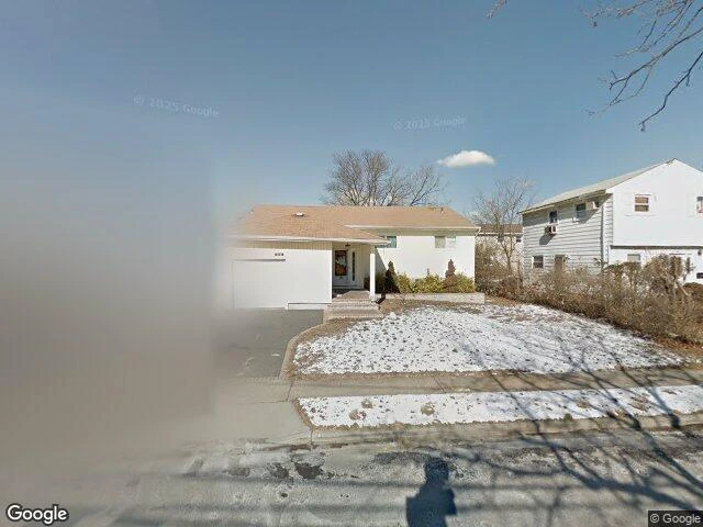 House image located at Freeport, NY 11520