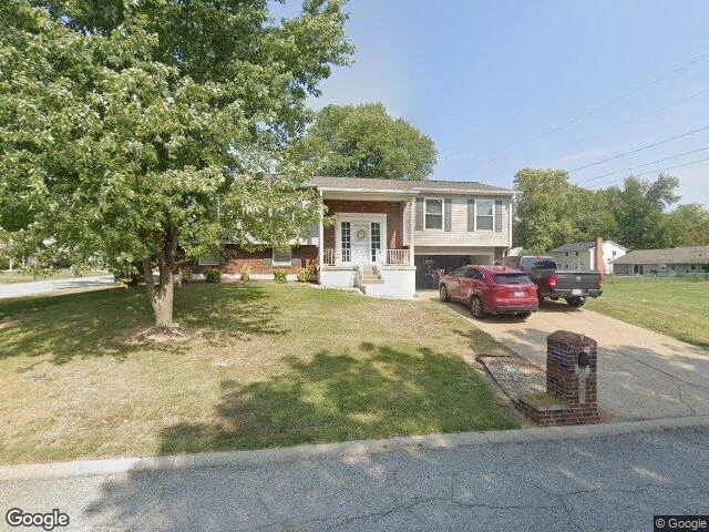 House image located at Belleville, IL 62221