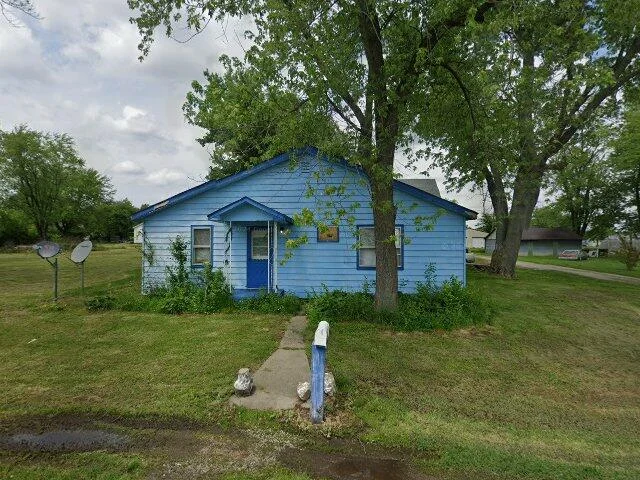 House image located at Centralia, IL 62801
