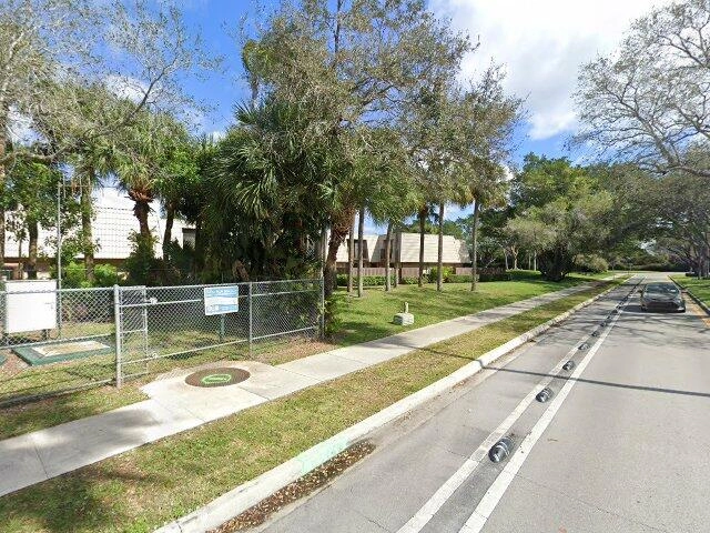 House image located at West Palm Beach, FL 33409