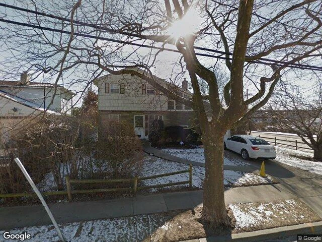 House image located at Freeport, NY 11520